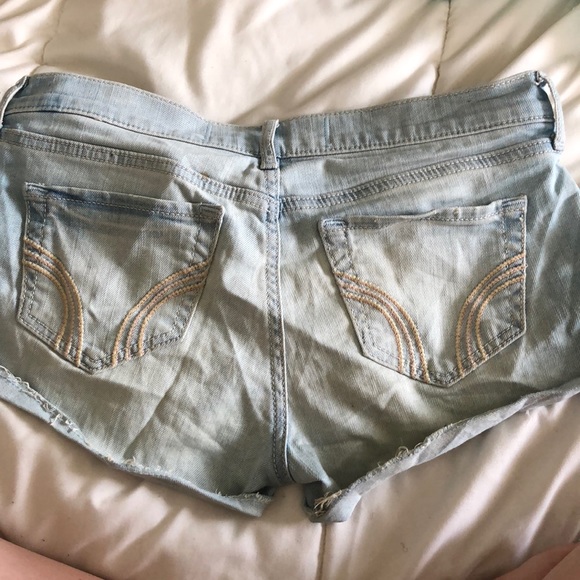 hollister jean shorts - Picture 2 of 2